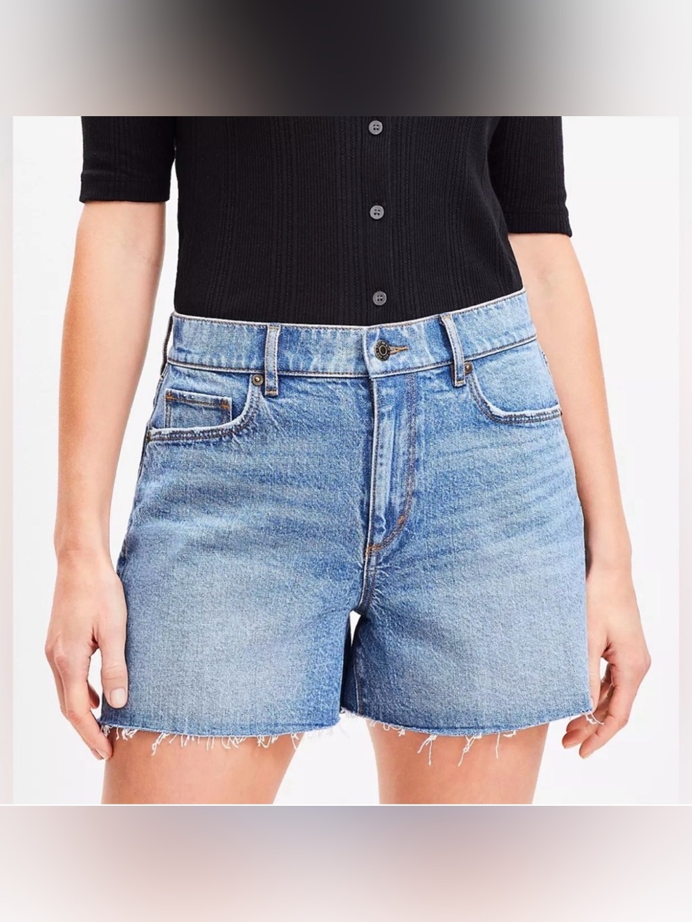LOFT Plus Destructed High Rise Cut Off Denim Jean Shorts Light Indigo Wash 32/14